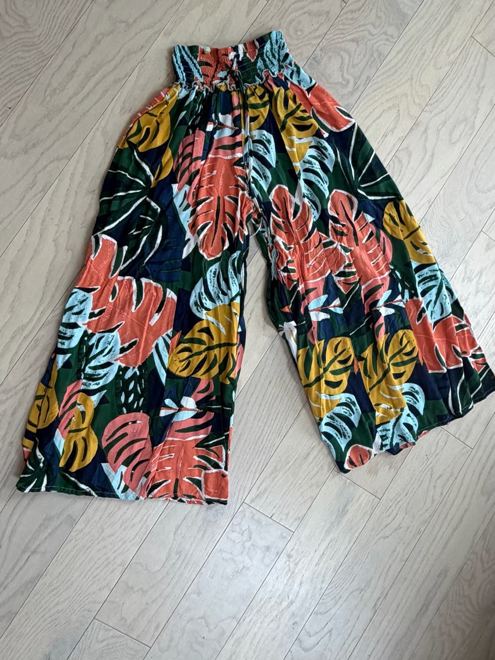 Free Destination Wide Leg Pants with Tropical Leaf Print - Multicolor